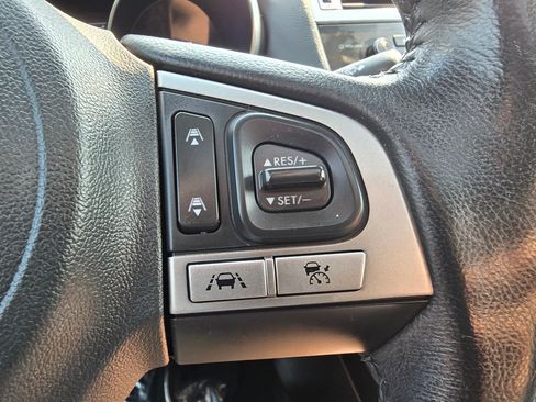 Used 2016 Subaru Outback 3.6R Limited AWD/4WD image 7