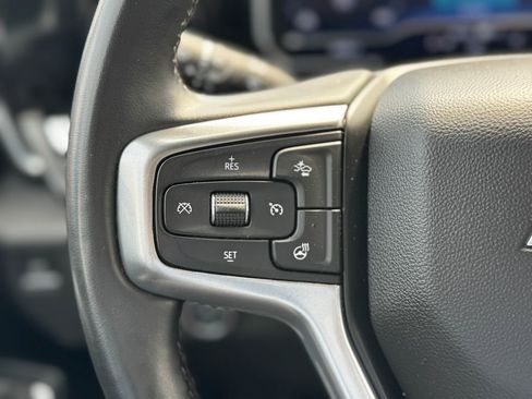 Used 2024 Chevrolet Silverado 2500 LT w/ Convenience Package image 5