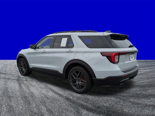 Used 2026 Ford Explorer ST-Line w/ ST-Line Street Pack RWD image 6