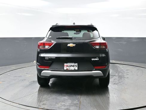 Used 2025 Chevrolet TrailBlazer LT w/ Driver Confidence Package image 12