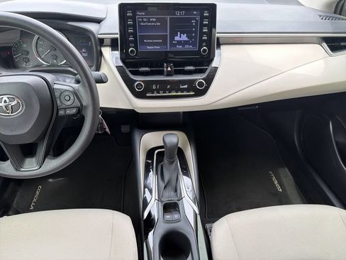 Used 2020 Toyota Corolla LE FWD image 14