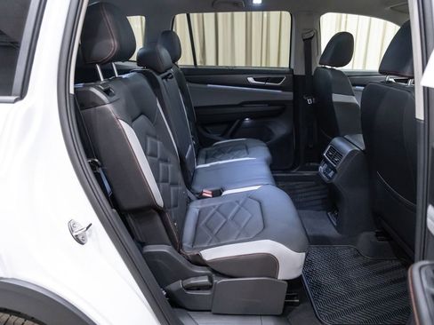 New 2026 Volkswagen Atlas Peak Edition AWD/4WD image 13