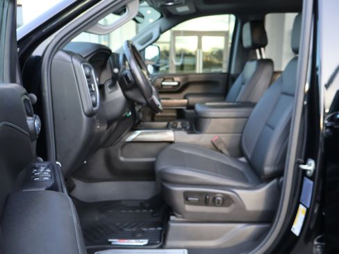 Used 2021 Chevrolet Silverado 3500 LTZ w/ LTZ Plus Package image 9