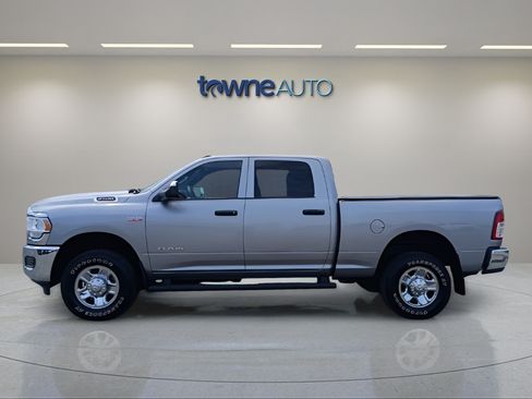 Used 2021 RAM 2500 Tradesman AWD/4WD image 3