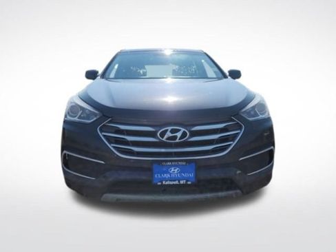 Used 2018 Hyundai Santa Fe Sport AWD/4WD image 2