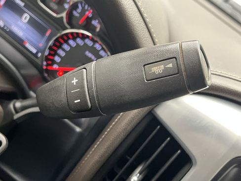 Used 2015 GMC Sierra 2500 SLT w/ Duramax Plus Package image 23