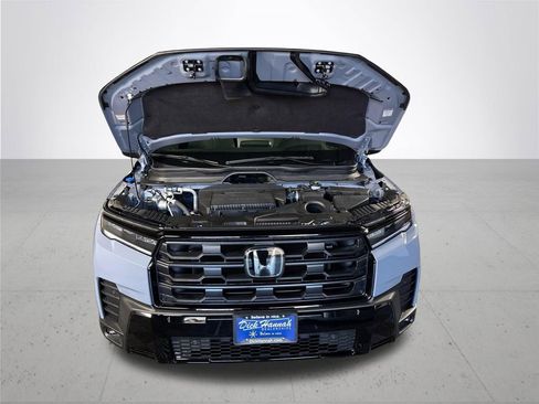 New 2026 Honda Pilot Sport image 22