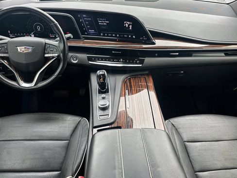Used 2021 Cadillac Escalade Premium Luxury w/ Driver Assist Tech Package AWD/4WD image 15