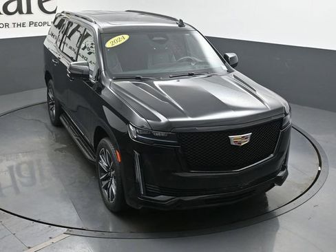 Used 2024 Cadillac Escalade Sport AWD/4WD image 48