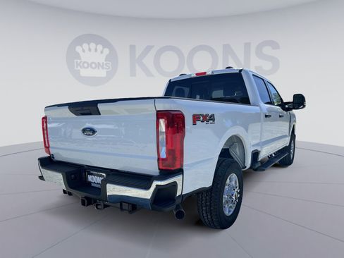 New 2026 Ford F250 XLT w/ FX4 Off-Road Package AWD/4WD image 7