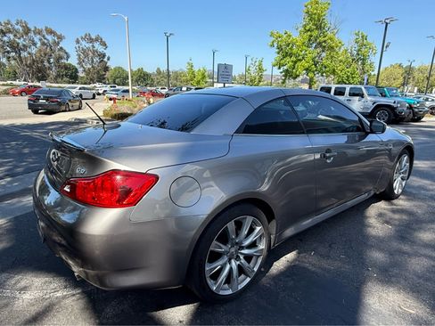 Used 2009 INFINITI G37 Convertible w/ Premium Pkg RWD image 6