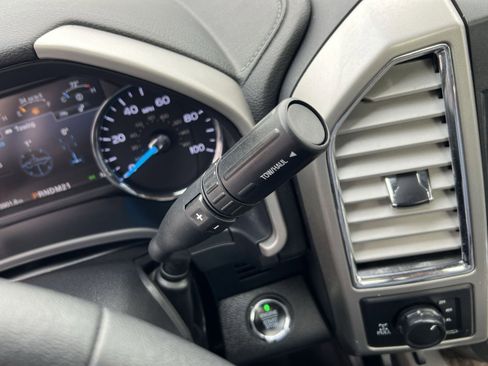 Used 2017 Ford F250 Lariat w/ Lariat Ultimate Package image 20