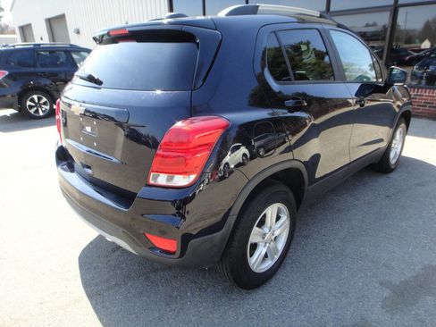 Used 2021 Chevrolet Trax LT w/ Driver Confidence Package AWD/4WD image 7