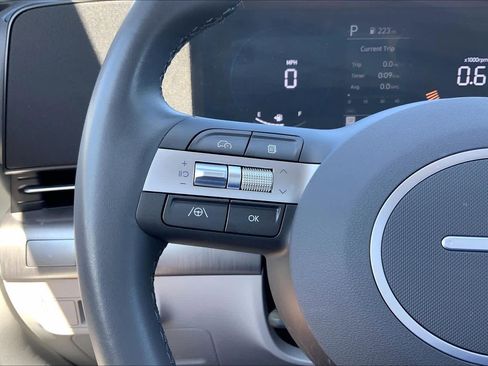 Used 2024 Hyundai Kona SEL FWD image 22