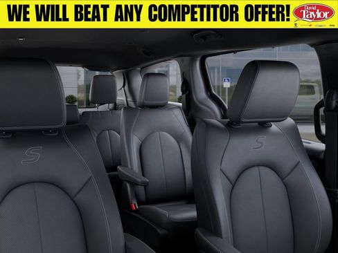 New 2026 Chrysler Pacifica Select w/ S Appearance Package FWD image 27