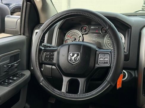 Used 2018 RAM 1500 Big Horn image 6