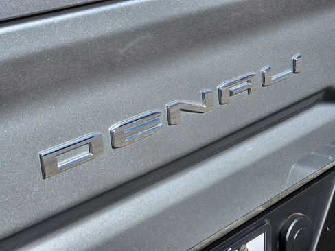 Certified 2024 GMC Sierra 2500 Denali Ultimate AWD/4WD image 29