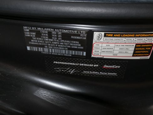 Used 2018 McLaren 570S RWD image 25