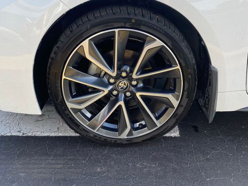 Used 2021 Toyota Corolla SE FWD image 12