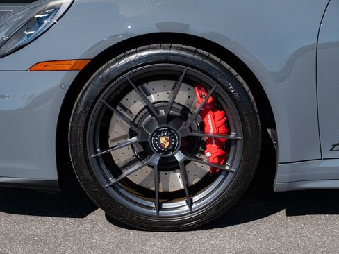 Certified 2025 Porsche 911 Targa 4 GTS image 32