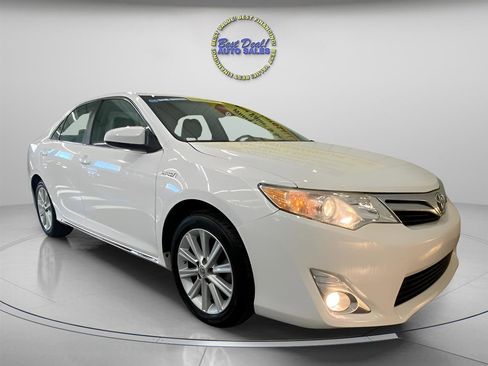 Used 2012 Toyota Camry XLE w/ Leather Pkg image 7