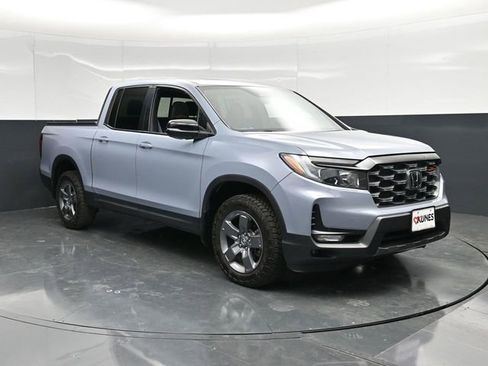 Used 2024 Honda Ridgeline TrailSport image 1