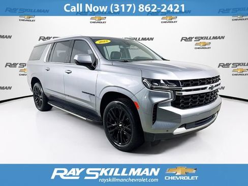 Used 2022 Chevrolet Suburban LS AWD/4WD image 1