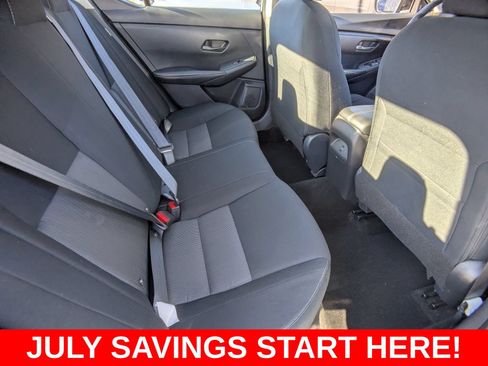 Used 2024 Nissan Sentra SV FWD image 17