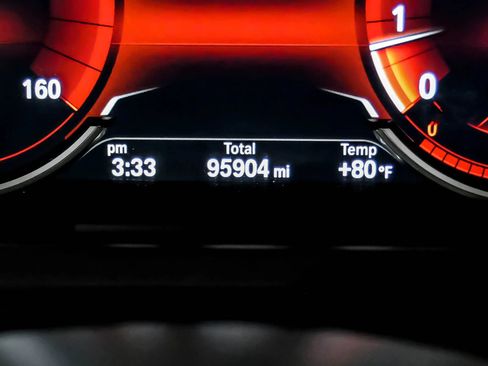 Used 2014 BMW 750i RWD image 22