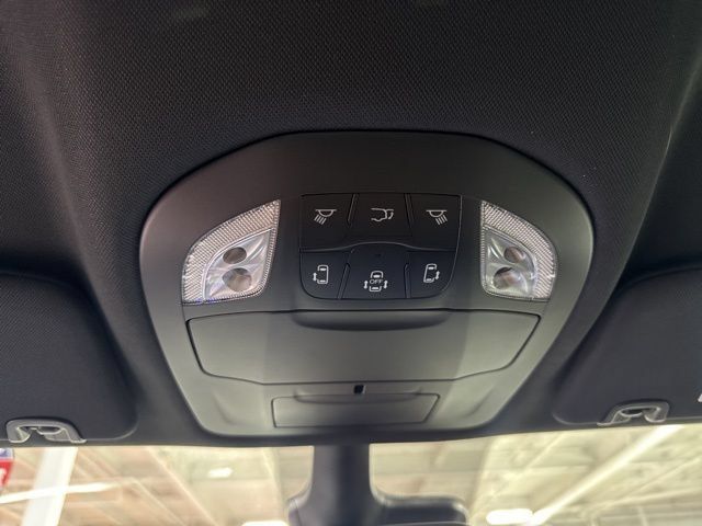 New 2026 Chrysler Pacifica Select AWD/4WD image 26