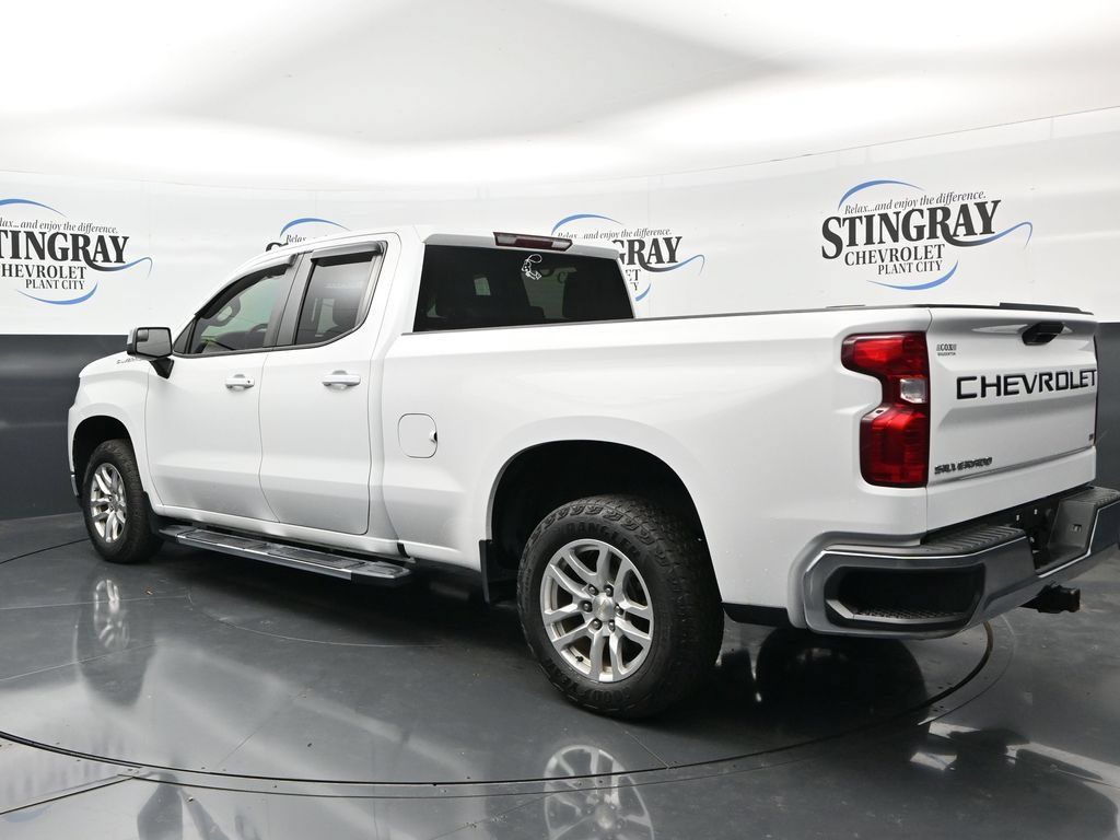 Used 2020 Chevrolet Silverado 1500 LT w/ LT Value Package RWD image 5