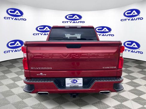 Used 2020 Chevrolet Silverado 1500 Custom w/ Custom Value Package AWD/4WD image 4