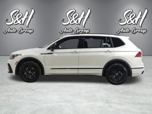 Used 2024 Volkswagen Tiguan SE R-Line image 20