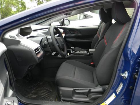 New 2026 Toyota Prius Plug-In Hybrid FWD image 15