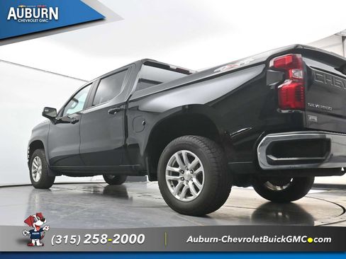 Used 2021 Chevrolet Silverado 1500 LT w/ Bed Protection Package AWD/4WD image 23