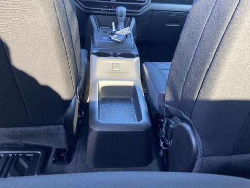 Used 2024 Chevrolet Colorado W/T image 47