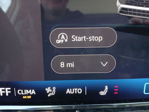 New 2026 Volkswagen Tiguan SE image 16