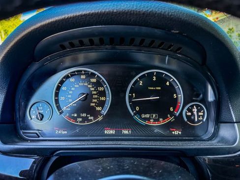 Used 2016 BMW 535d Sedan image 25