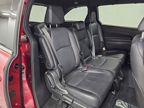 Used 2025 Honda Odyssey Sport-L image 23