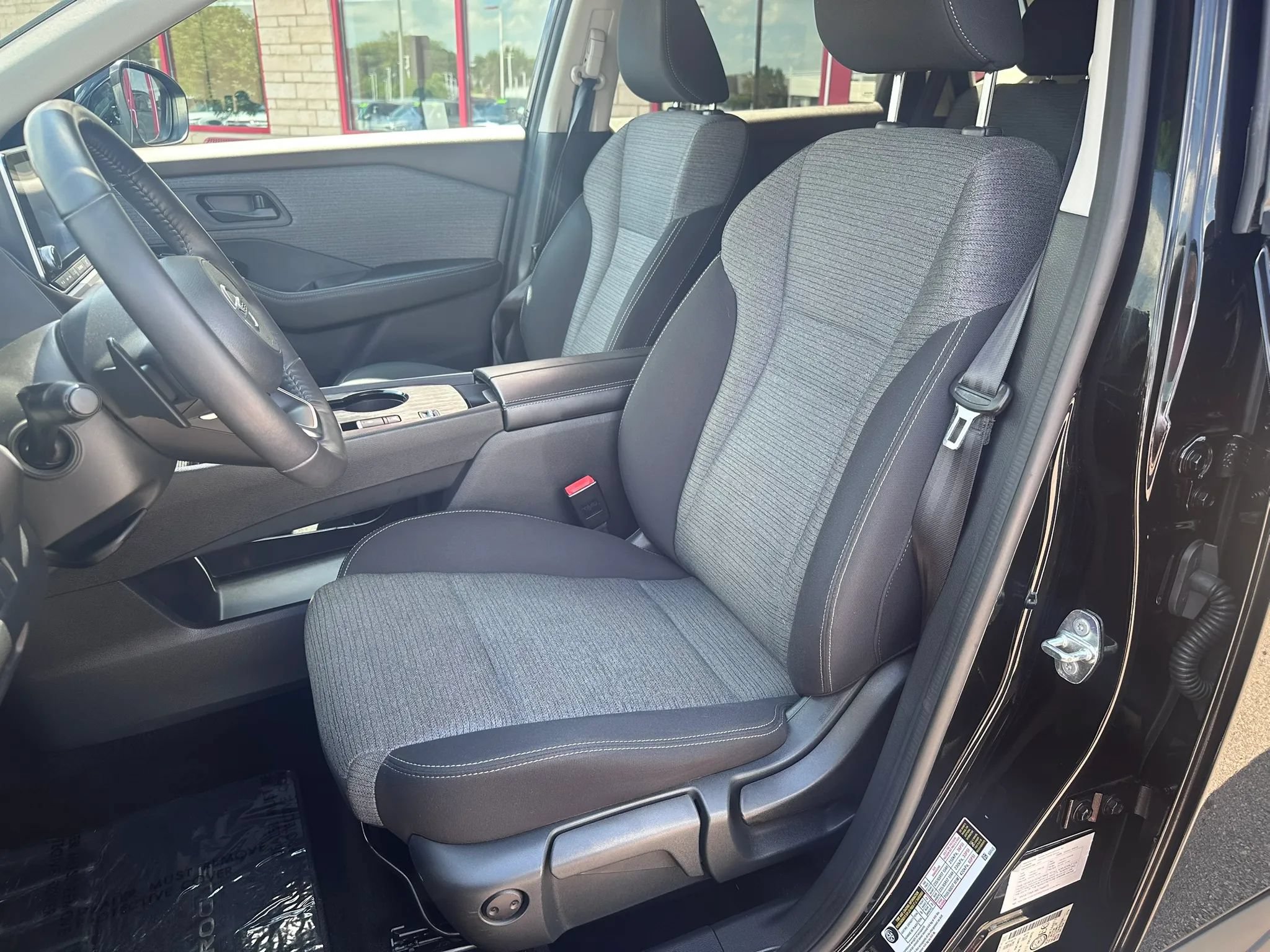 Used 2021 Nissan Rogue S FWD image 10