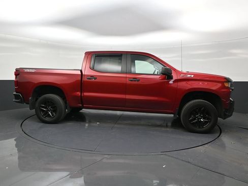 Used 2021 Chevrolet Silverado 1500 Custom Trail Boss AWD/4WD image 6