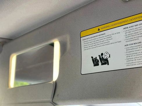 Used 2020 Tesla Model 3 Standard Range image 28