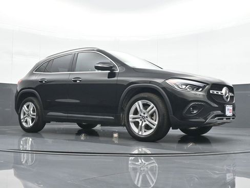 Used 2023 Mercedes-Benz GLA 250 4MATIC w/ Premium Package image 23
