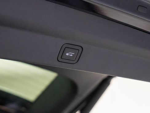 New 2025 Cadillac Escalade IQ Sport 2 w/ LPO, ONYX Package image 36