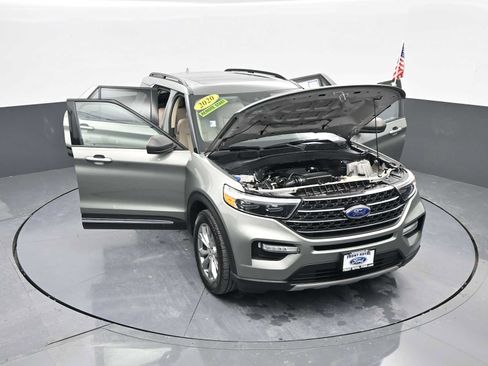 Used 2020 Ford Explorer XLT w/ Equipment Group 202A image 43
