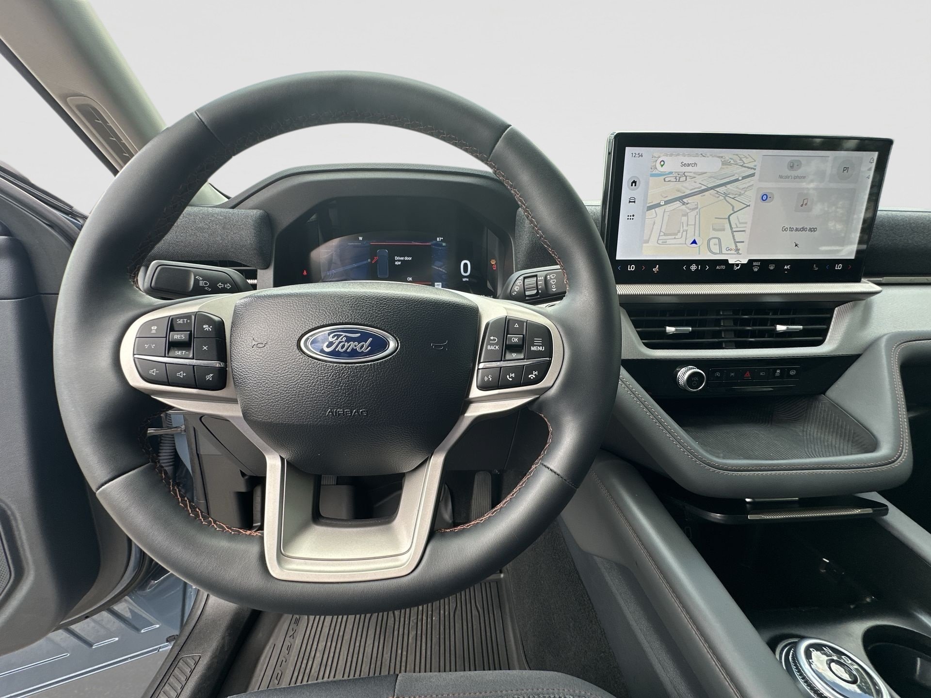 Used 2025 Ford Explorer Active RWD image 11