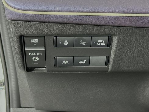 New 2026 Nissan Leaf Platinum+ FWD image 10