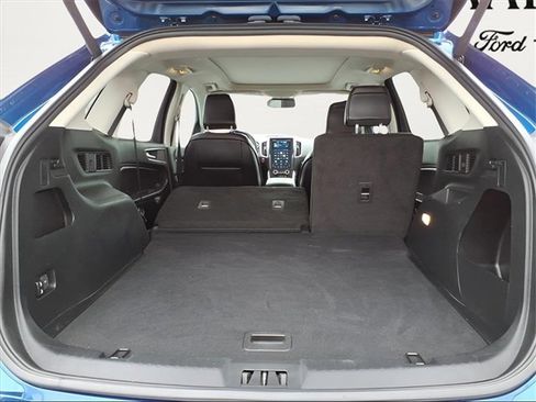 Used 2023 Ford Edge SEL w/ Convenience Package image 7