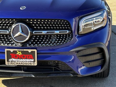 Used 2021 Mercedes-Benz GLB 250 image 8