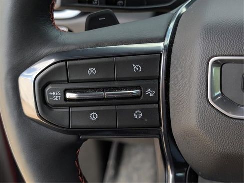 Used 2025 GMC Yukon AT4 Ultimate image 16